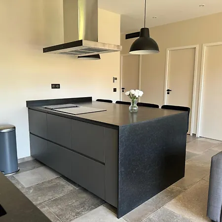 Mimosas 勒拉旺杜